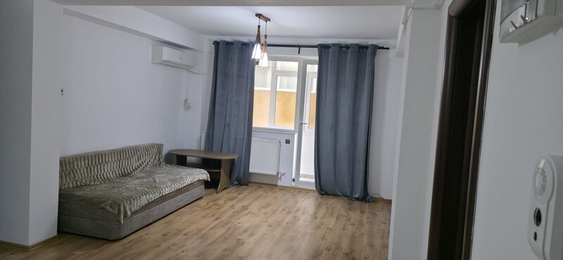Aparatorii Patriei, oportunitate apartament 3 camere,