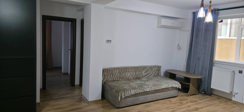 Aparatorii Patriei, oportunitate apartament 3 camere,