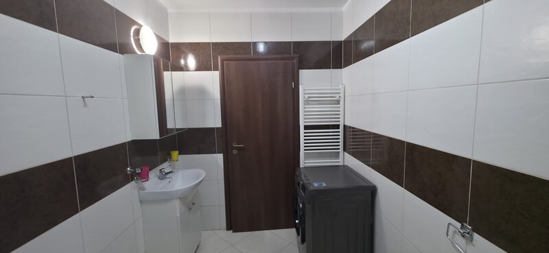 Aparatorii Patriei, oportunitate apartament 3 camere,